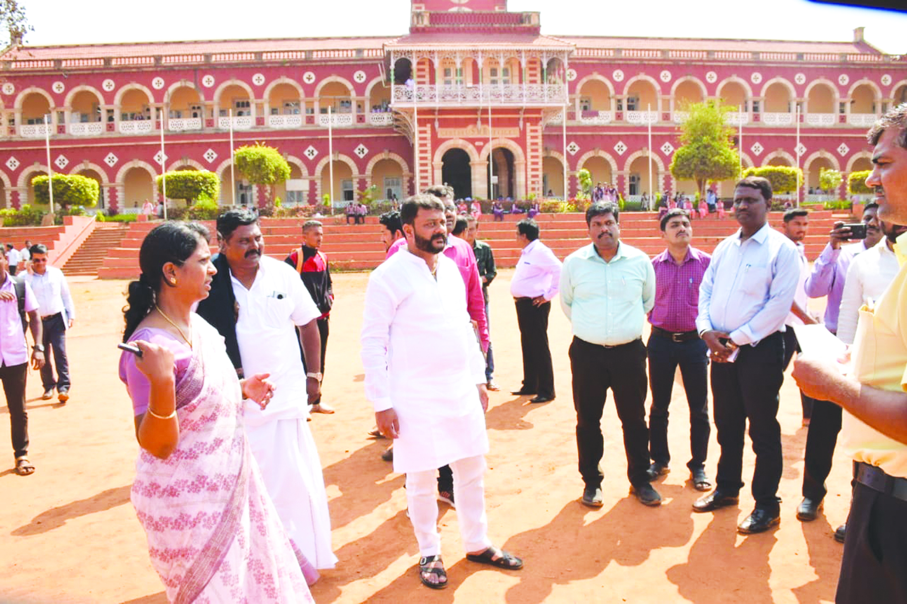 ಕರ್ನಾ ಟಕ ಕುಸ್ತಿ ಹಬ್ಬ ಯಶಸ್ವಿಗೊಳಿಸಿ: ಶಾಸಕ ದೇಸಾಯಿ